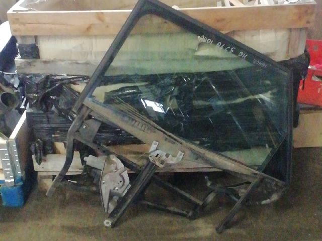 bontott AUDI A6 C5 Bal hátsó Ablakemelő Szerkezet (Elektromos)