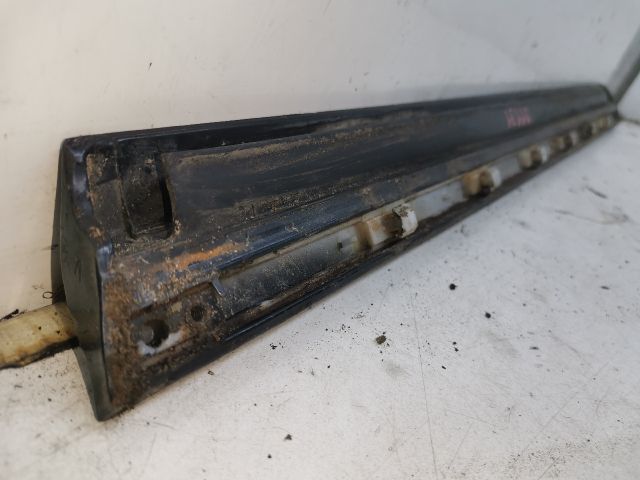 bontott AUDI A6 C5 Bal hátsó Ajtó Díszléc