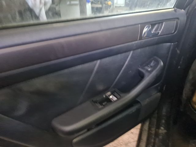 bontott AUDI A6 C5 Bal hátsó Ajtó Kárpit