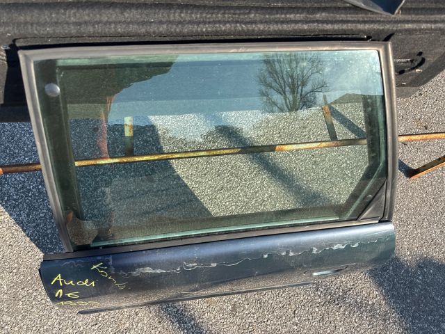 bontott AUDI A6 C5 Bal hátsó Ajtó (Részeivel)