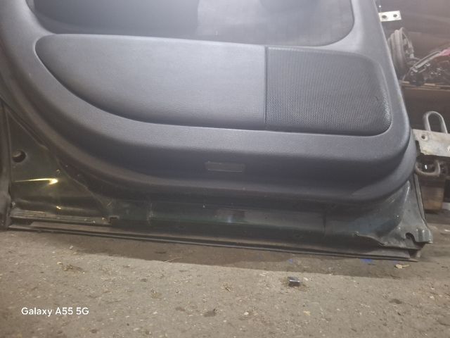 bontott AUDI A6 C5 Bal hátsó Ajtó (Részeivel)