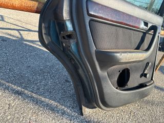 bontott AUDI A6 C5 Bal hátsó Ajtó (Részeivel)