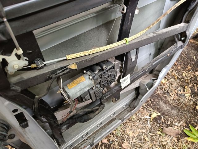 bontott AUDI A6 C5 Bal hátsó Ajtó (Részeivel)