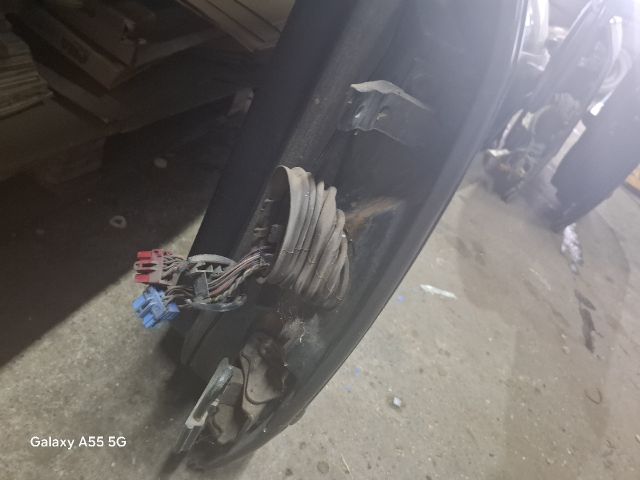 bontott AUDI A6 C5 Bal hátsó Ajtó (Részeivel)