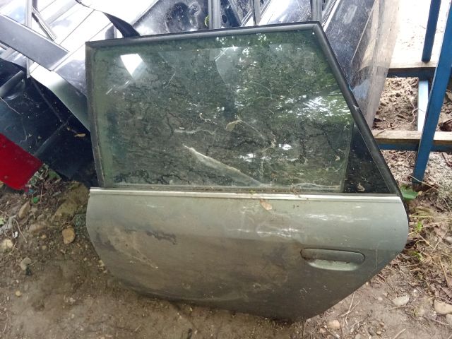 bontott AUDI A6 C5 Bal hátsó Ajtó (Üres lemez)