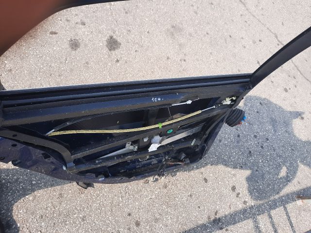 bontott AUDI A6 C5 Bal hátsó Ajtó (Üres lemez)