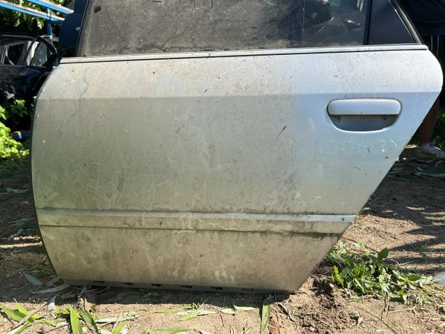 bontott AUDI A6 C5 Bal hátsó Ajtó (Üres lemez)