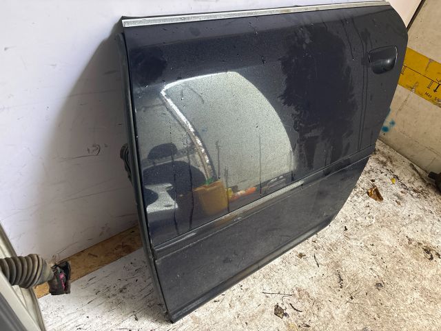 bontott AUDI A6 C5 Bal hátsó Ajtó (Üres lemez)