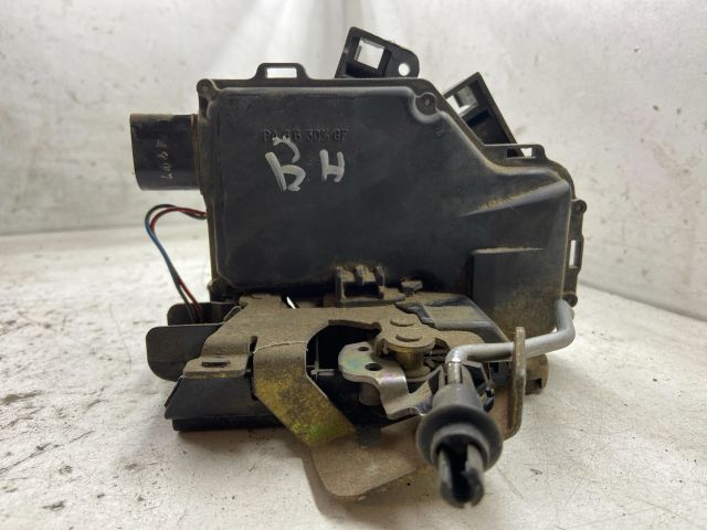 bontott AUDI A6 C5 Bal hátsó Ajtózár