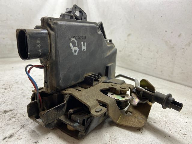 bontott AUDI A6 C5 Bal hátsó Ajtózár