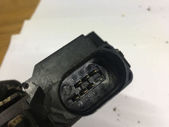 bontott AUDI A6 C5 Bal hátsó Ajtózár