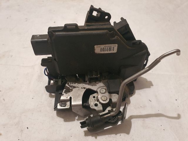 bontott AUDI A6 C5 Bal hátsó Ajtózár