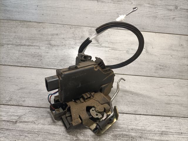 bontott AUDI A6 C5 Bal hátsó Ajtózár