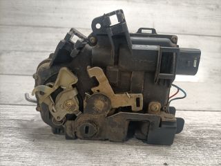 bontott AUDI A6 C5 Bal hátsó Ajtózár