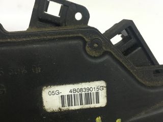 bontott AUDI A6 C5 Bal hátsó Ajtózár