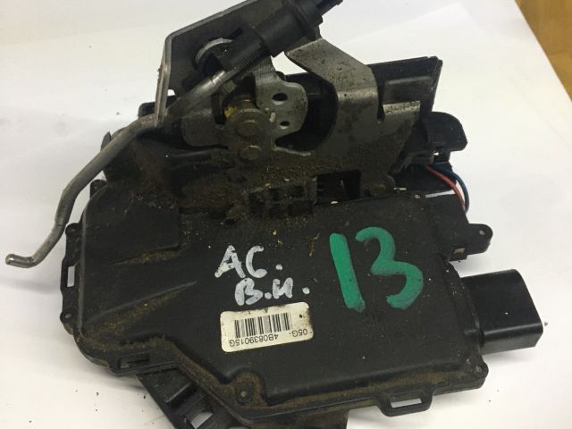 bontott AUDI A6 C5 Bal hátsó Ajtózár