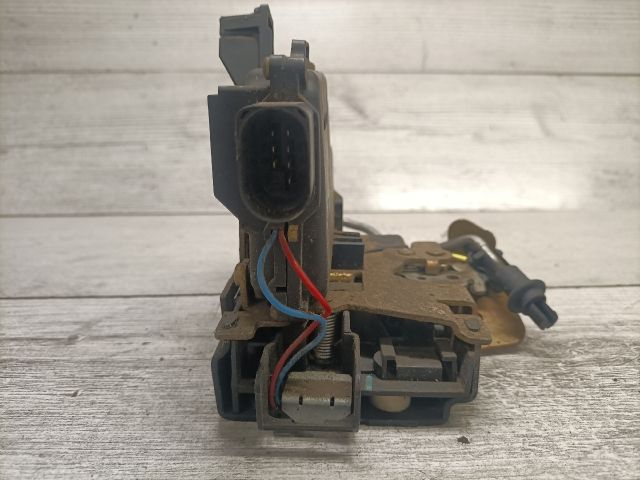 bontott AUDI A6 C5 Bal hátsó Ajtózár