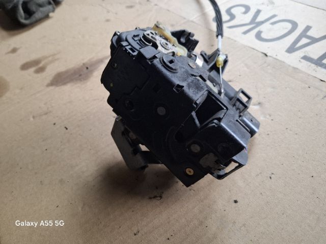 bontott AUDI A6 C5 Bal hátsó Ajtózár