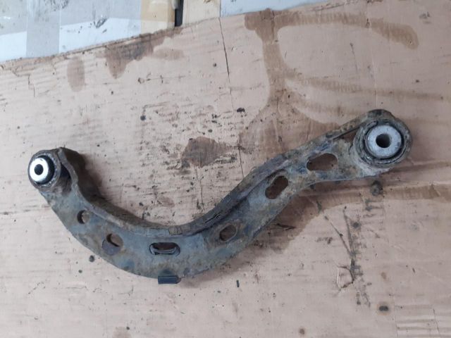 bontott AUDI A6 C5 Bal hátsó Alsó Hátsó Lengőkar