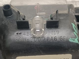 bontott AUDI A6 C5 Bal hátsó Belső Kilincs