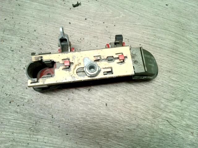 bontott AUDI A6 C5 Bal hátsó Külső Kilincs