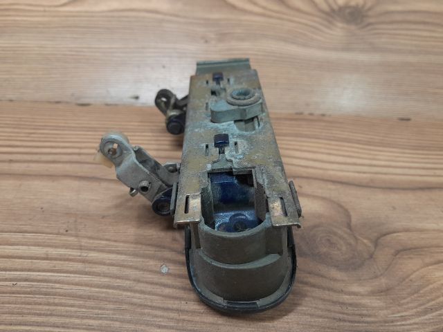 bontott AUDI A6 C5 Bal hátsó Külső Kilincs