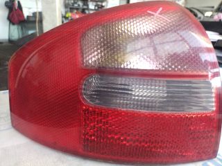 bontott AUDI A6 C5 Bal Hátsó Lámpa