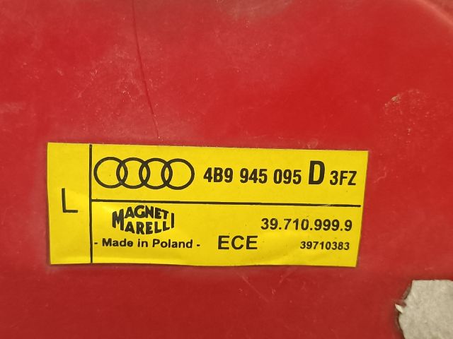 bontott AUDI A6 C5 Bal Hátsó Lámpa