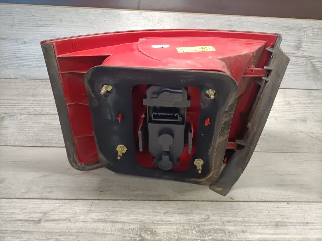 bontott AUDI A6 C5 Bal Hátsó Lámpa