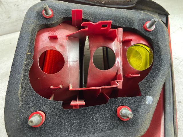 bontott AUDI A6 C5 Bal Hátsó Lámpa