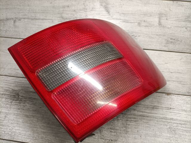 bontott AUDI A6 C5 Bal Hátsó Lámpa