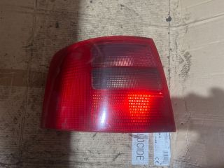 bontott AUDI A6 C5 Bal Hátsó Lámpa