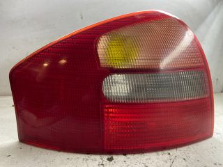 bontott AUDI A6 C5 Bal Hátsó Lámpa