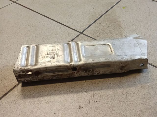 bontott AUDI A6 C5 Bal hátsó Lökhárító Merevítő (Fém)