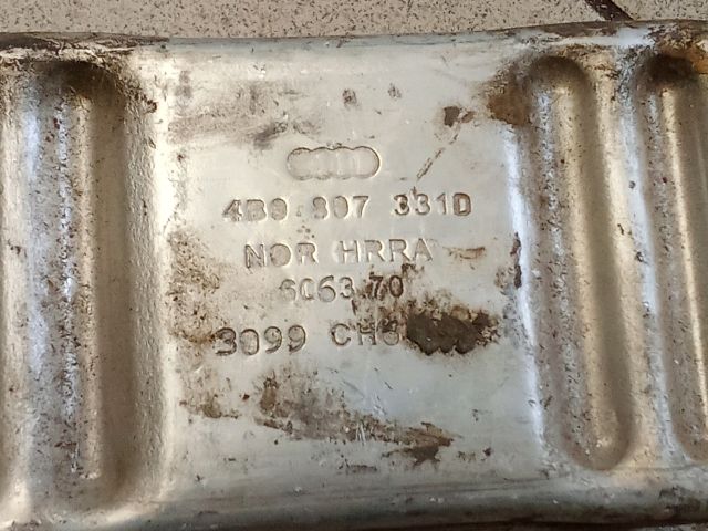 bontott AUDI A6 C5 Bal hátsó Lökhárító Merevítő (Fém)