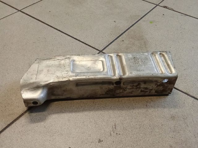 bontott AUDI A6 C5 Bal hátsó Lökhárító Merevítő (Fém)