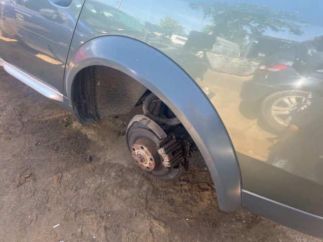 bontott AUDI A6 C5 Bal hátsó Sárvédő Szélesítő