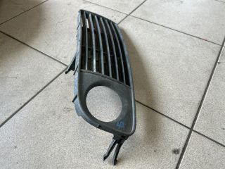 bontott AUDI A6 C5 Bal Ködlámpa Rács