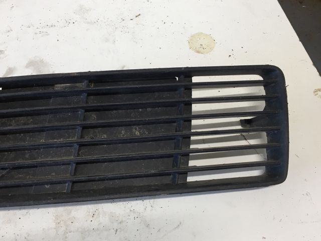 bontott AUDI A6 C5 Bal Ködlámpa Rács