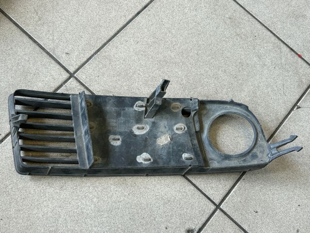 bontott AUDI A6 C5 Bal Ködlámpa Rács