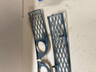 bontott AUDI A6 C5 Bal Ködlámpa Rács