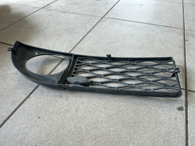 bontott AUDI A6 C5 Bal Ködlámpa Rács