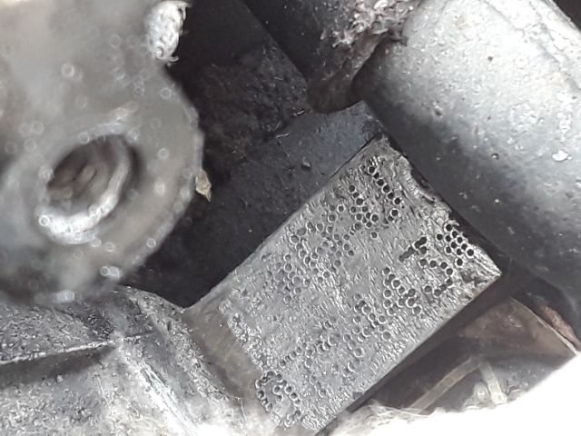 bontott AUDI A6 C5 Bal Leömlő (V-Motor/Boxer)