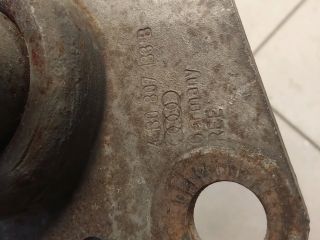 bontott AUDI A6 C5 Bal Lökhárító Tartó Nyúlványvég