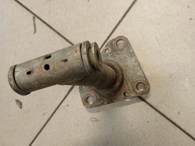 bontott AUDI A6 C5 Bal Lökhárító Tartó Nyúlványvég