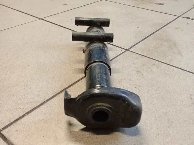 bontott AUDI A6 C5 Bal Lökhárító Tartó Nyúlványvég