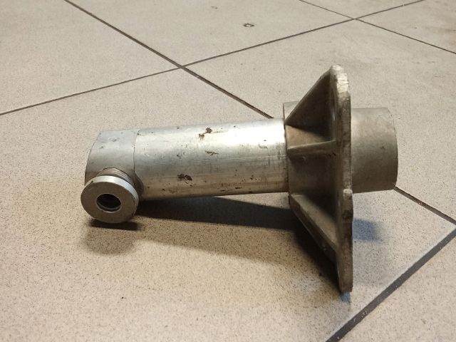 bontott AUDI A6 C5 Bal Lökhárító Tartó Nyúlványvég