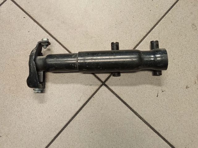 bontott AUDI A6 C5 Bal Lökhárító Tartó Nyúlványvég