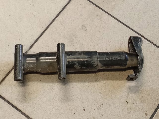 bontott AUDI A6 C5 Bal Lökhárító Tartó Nyúlványvég