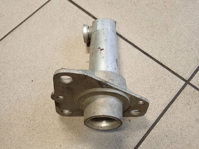 bontott AUDI A6 C5 Bal Lökhárító Tartó Nyúlványvég